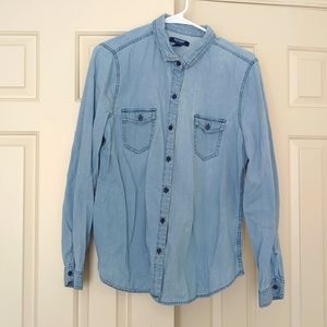 Old navy large women's chambre shirt